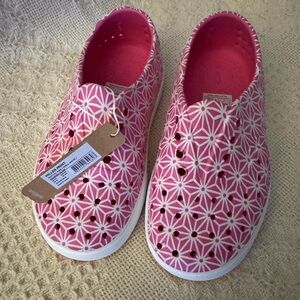 Native Kids Pink/White Slip-On Shoes